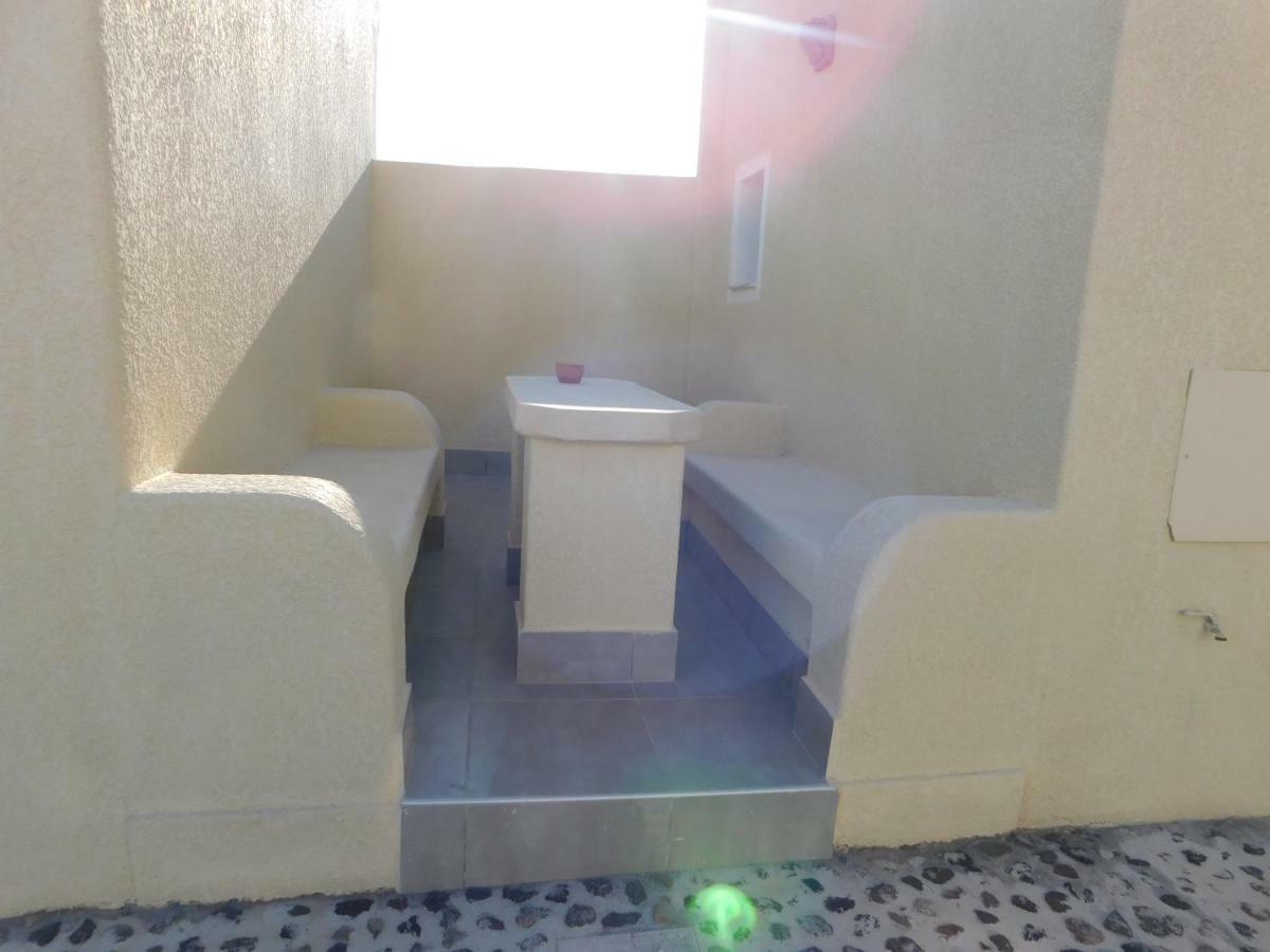 Sea Side Perivolos Ξενοδοχείο Εξωτερικό φωτογραφία